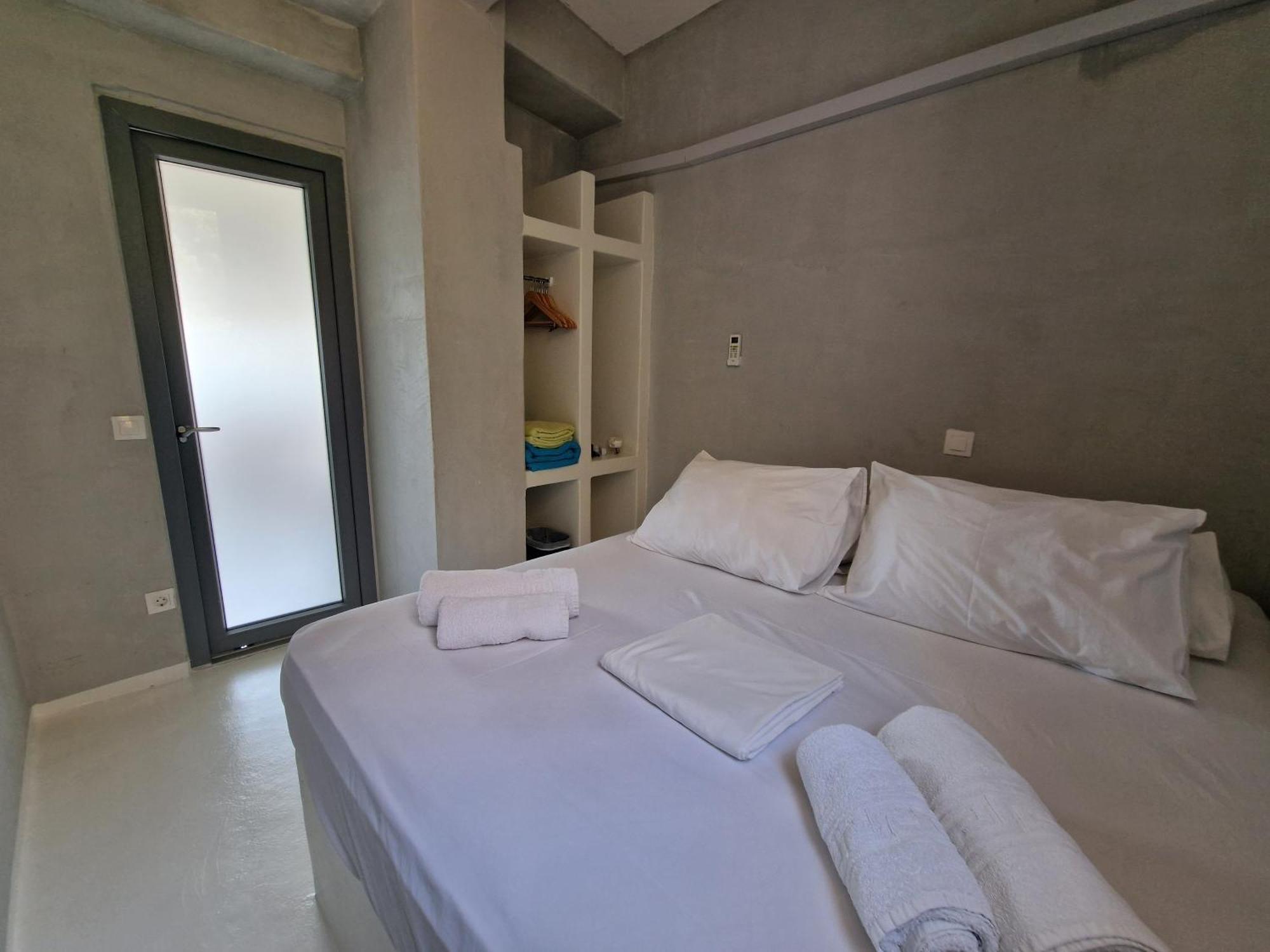 Spathi Beach Suites Kea Oda fotoğraf