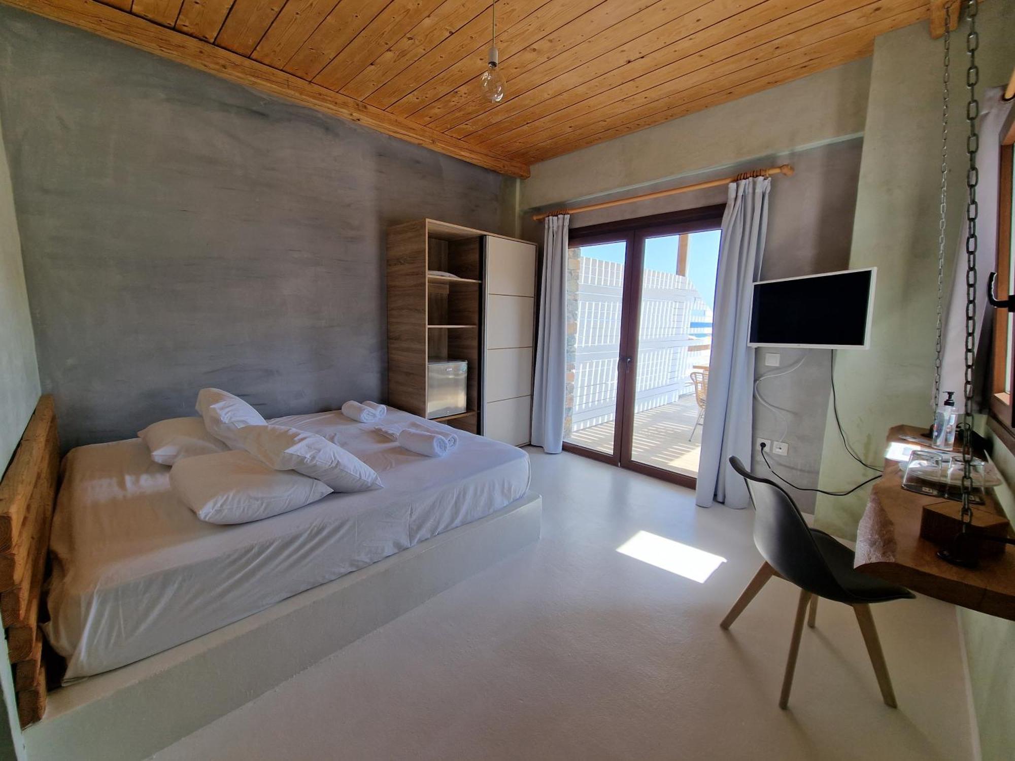 Spathi Beach Suites Kea Oda fotoğraf